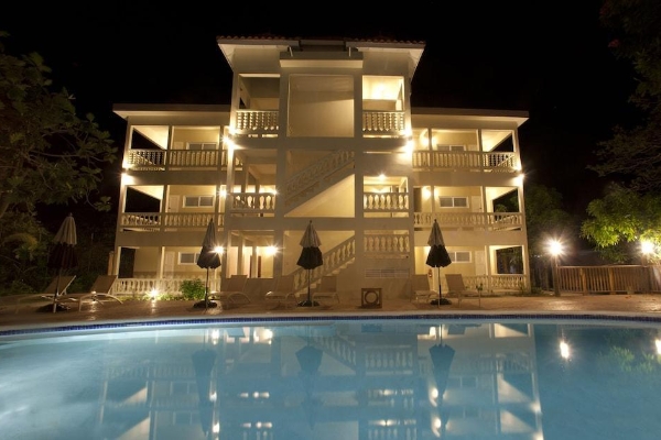 Hotel Sandy Haven Resort (Whitehall)